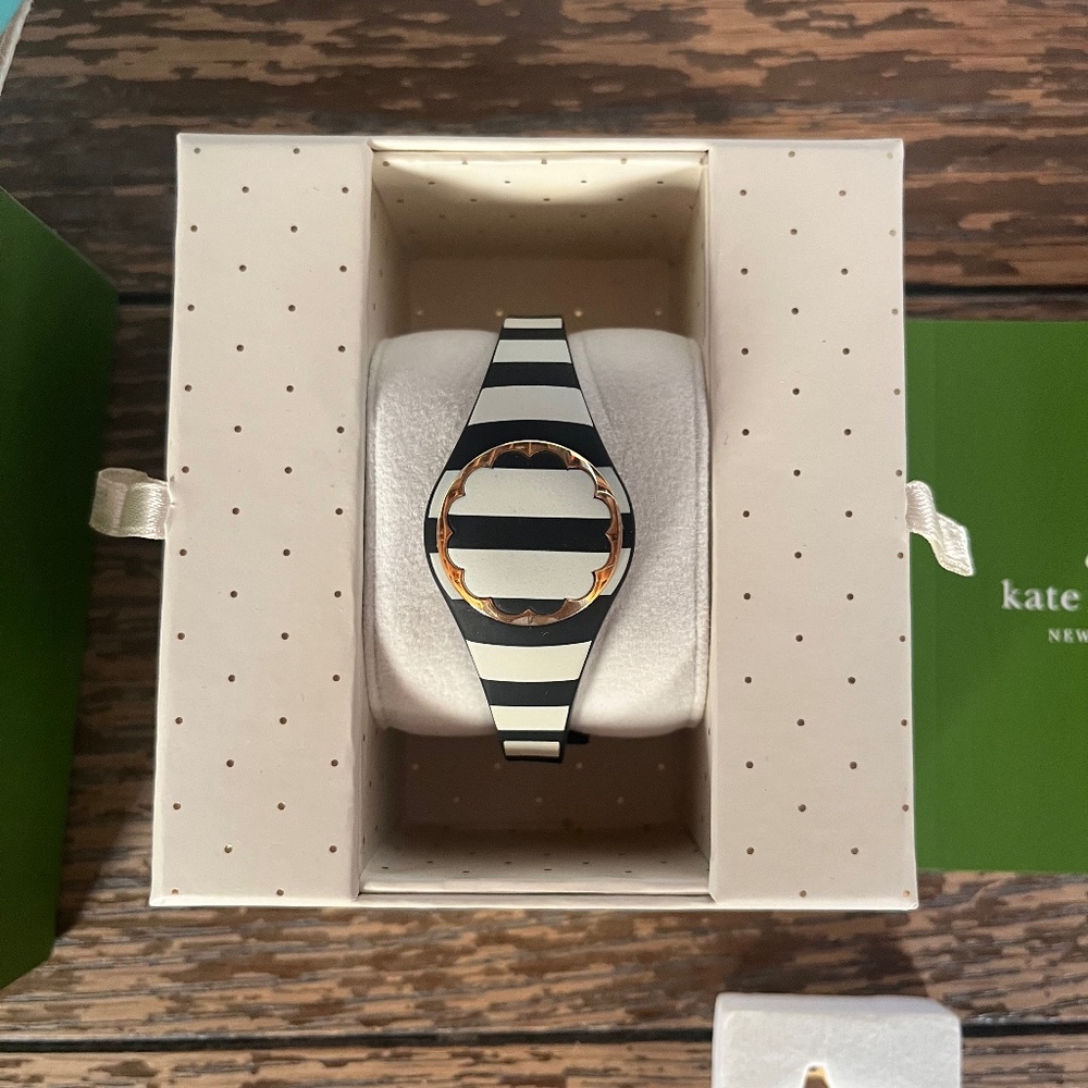 Kate spade activity tracker